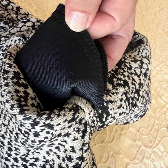 St. John Collection Blazer - Picture 11 of 11